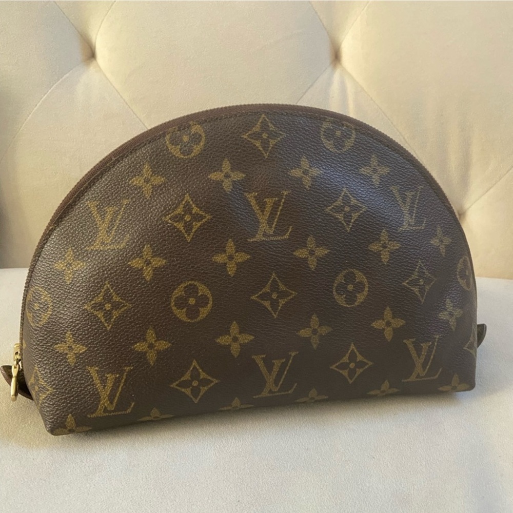 Large Louis Vuitton Cosmetic bag